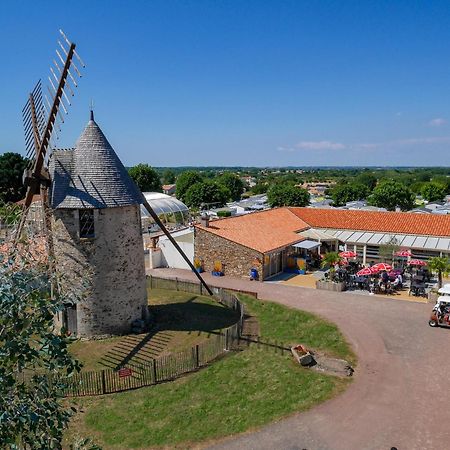 Camping Le Moulin De La Salle เลส์ซาบล์-โดล็อนน์ ภายนอก รูปภาพ